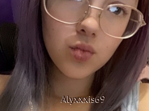 Alyxxxis69