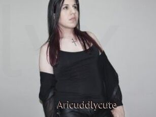 Aricuddlycute