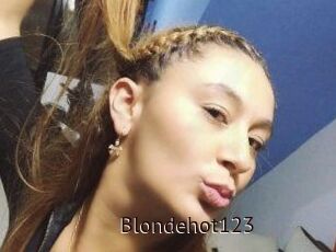 Blondehot123