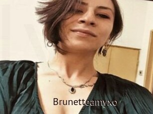 Brunetteamyxo