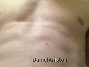 Daniel_Aniston