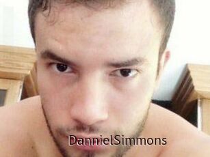 Danniel_Simmons