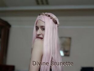 Divine_Brunette