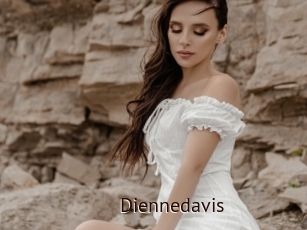 Diennedavis