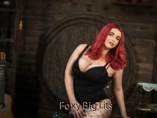 Foxy_BigTits_
