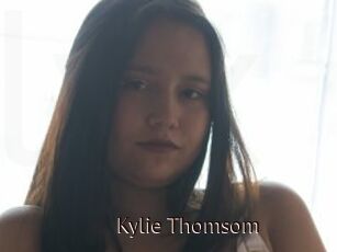 Kylie_Thomsom