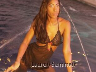 Lauren_Summerr
