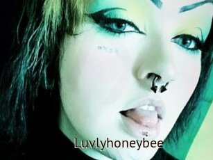 Luvlyhoneybee