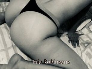 Mia_Robinsons
