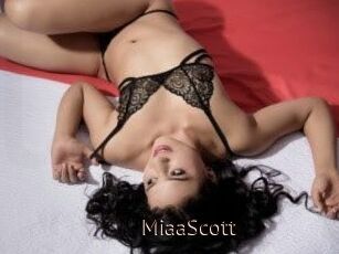 MiaaScott