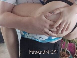 MrsAndMr29