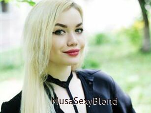 MusaSexyBlond