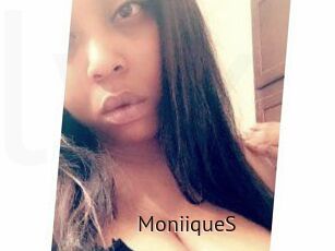 MoniiqueS