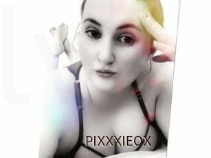 PIXXXIEOX