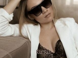 Ria_Ria