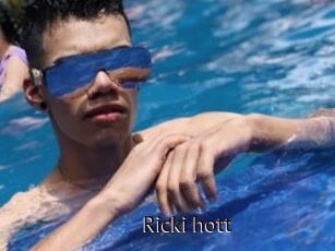 Ricki_hott