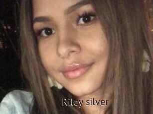 Riley_silver