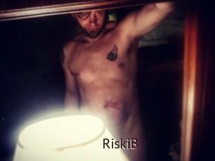 RiskiB