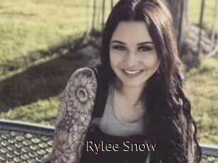 Rylee_Snow