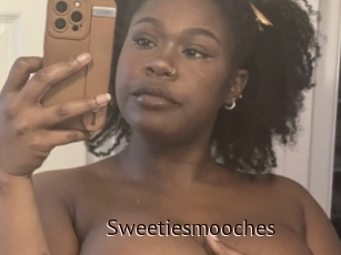 Sweetiesmooches