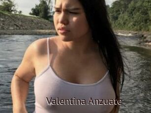 Valentina_Anzuate