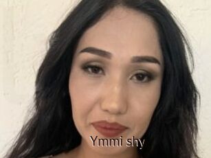 Ymmi_shy